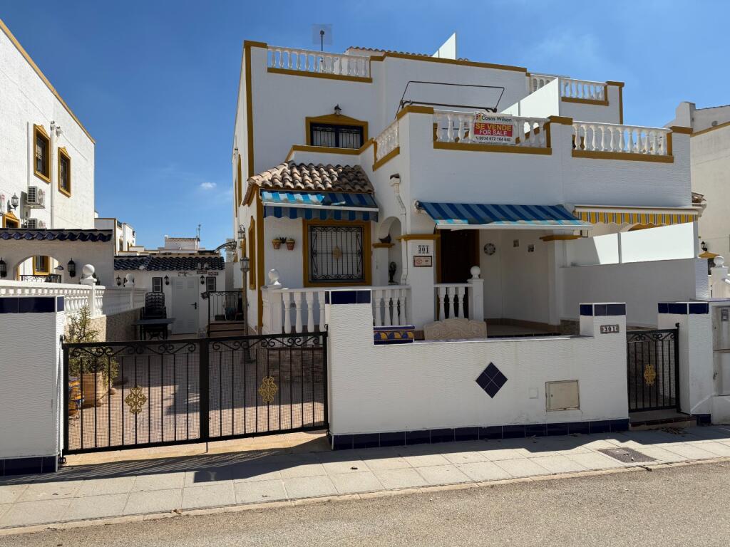 Main image of property: Valencia, Alicante, Los Montesinos