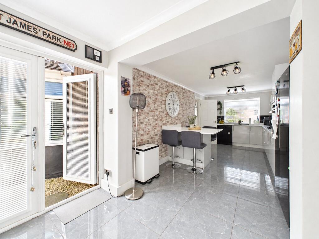 House in Newcastle upon Tyne - View 5