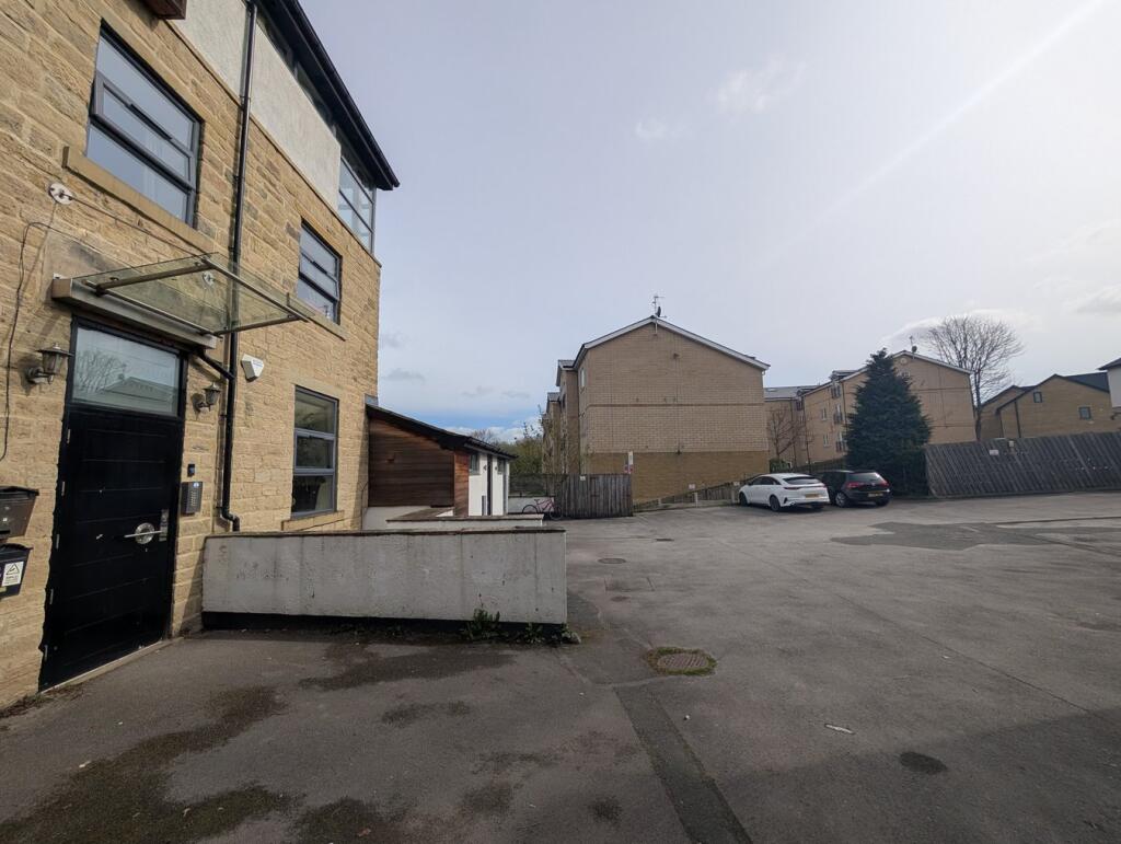 Additional image 11 of Dockfield Terrace, Shipley, BD17