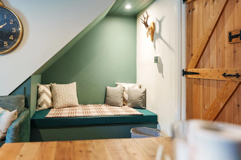 House in Foxdale - More