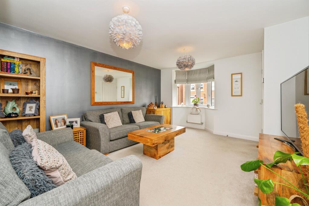 Barton Drive, Ashbourne photo 3