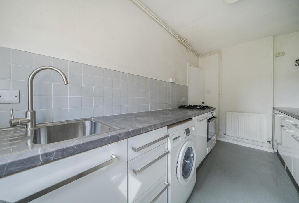 Bath, Somerset, BA1 - View 5