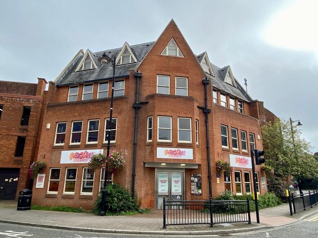 Main image of property: Winchcombe House, Ground Floor, 123-126 Bartholomew Street, Newbury, Berkshire, RG14 5BN