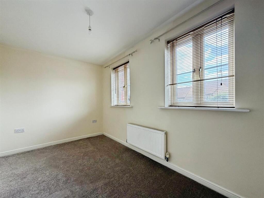 House in Doncaster - View 5