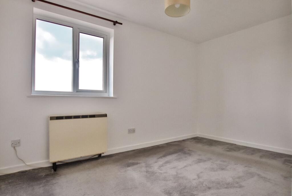 Apartment in Worcester - View 4
