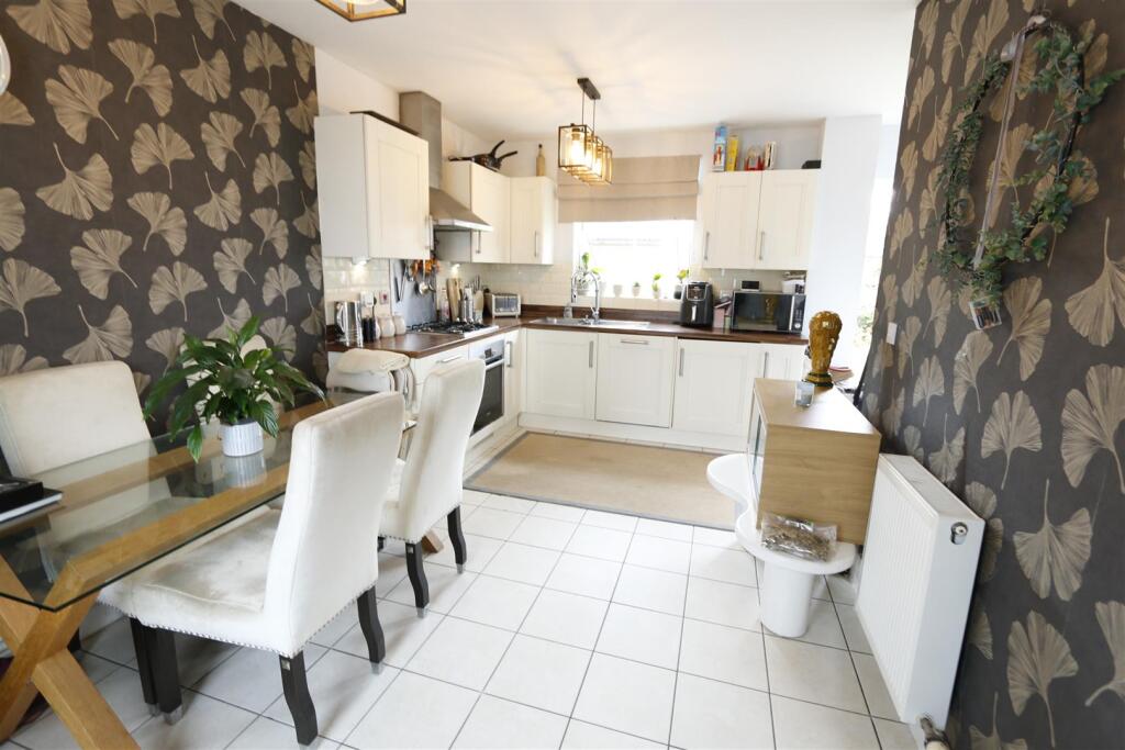 House in Stevenage - View 4