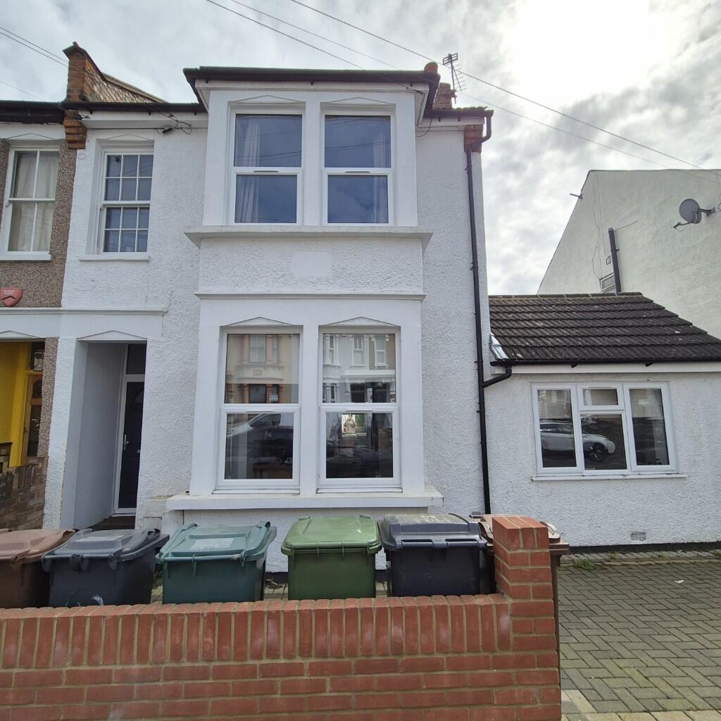 Main image of property: Beverley Road, London, E4