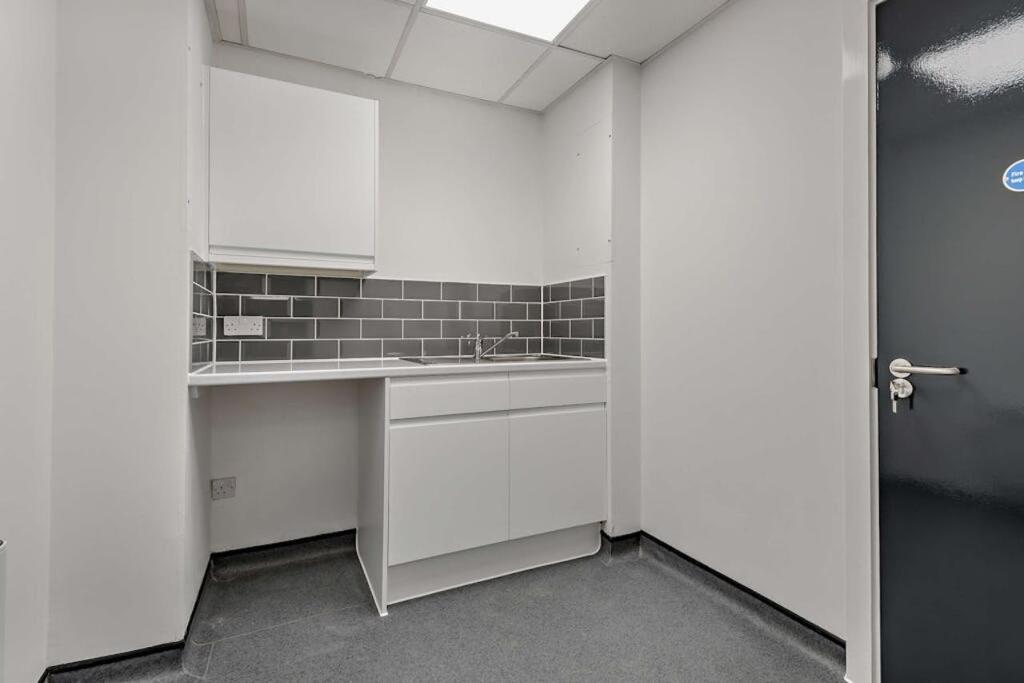 Additional image 7 of Unit 8 Network Park Industrial Estate, Birmingham, B8 1AU