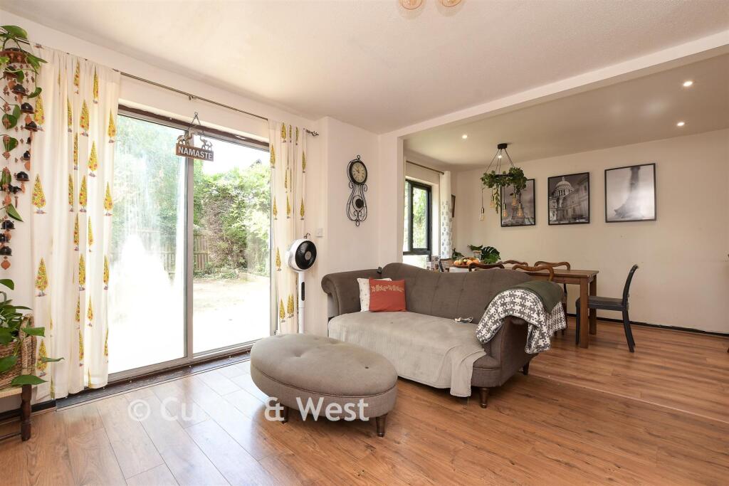 House in Redhill - More