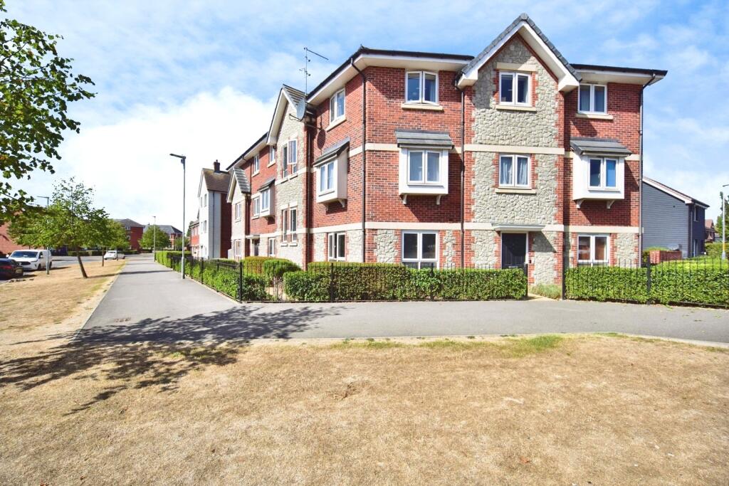 Apartment in Rochester - View 5