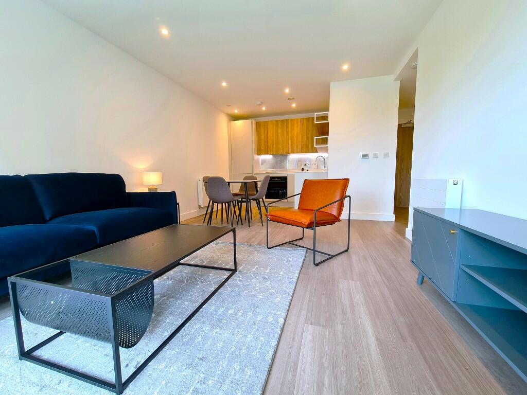 Main image of property: Flagstaff Road, Reading, Berkshire, RG2