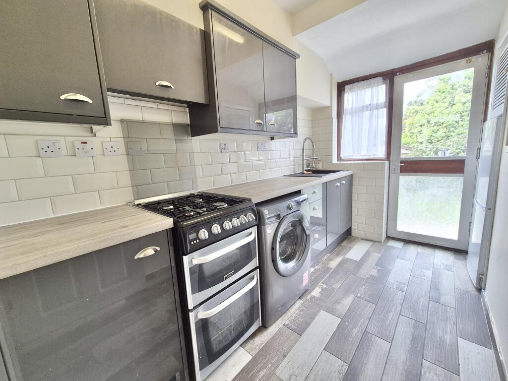 Main image of property: Stanford Gardens, Aveley