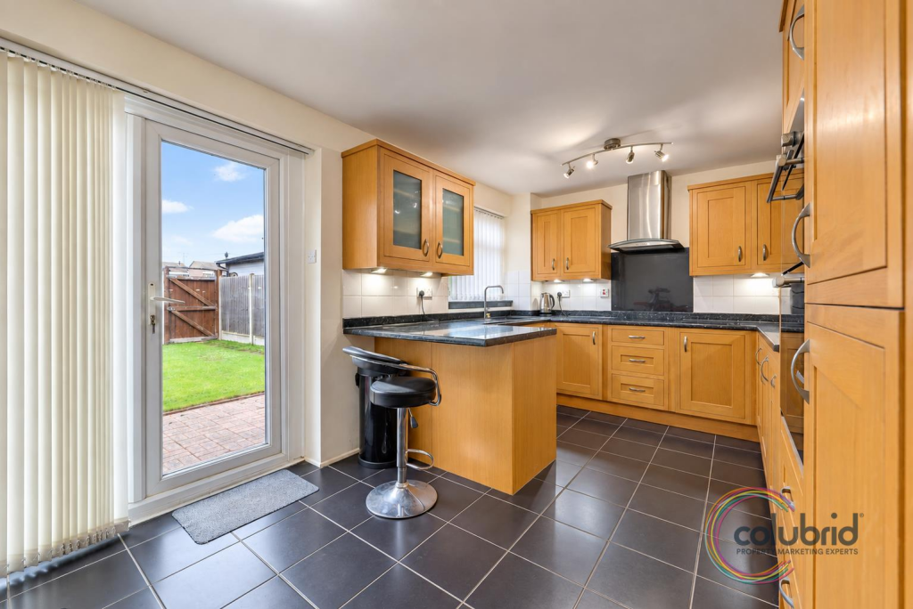 House in Romford - View 4