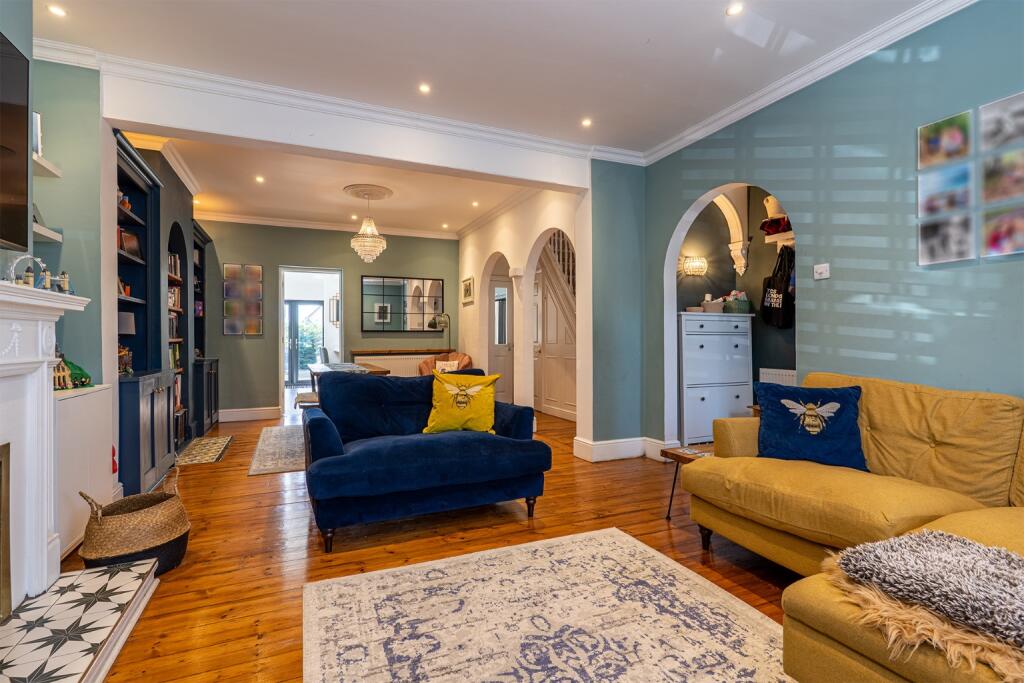 House in Dartford - View 5