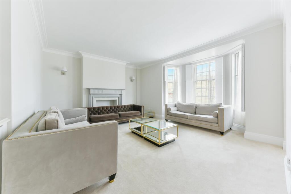 Malvern Court, Onslow Square, South Kensington SW7 – pohled 3