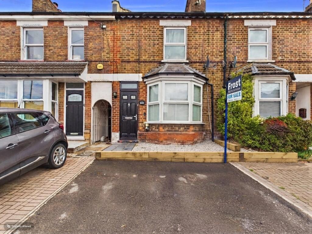 Main image of property: London Road, High Wycombe, Buckinghamshire, HP11