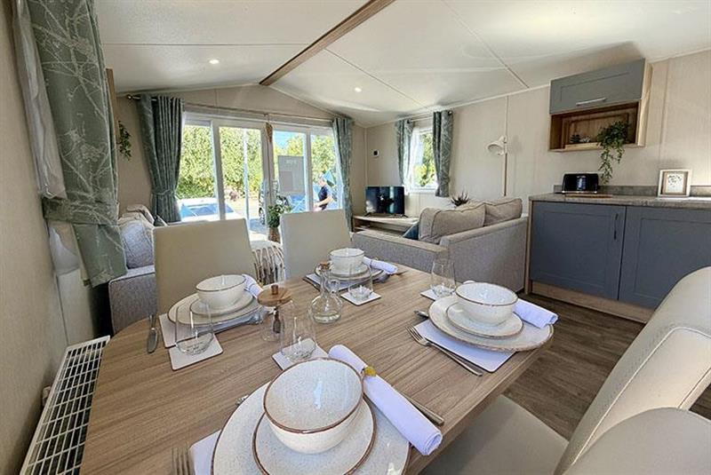 House in Lincoln - View 5
