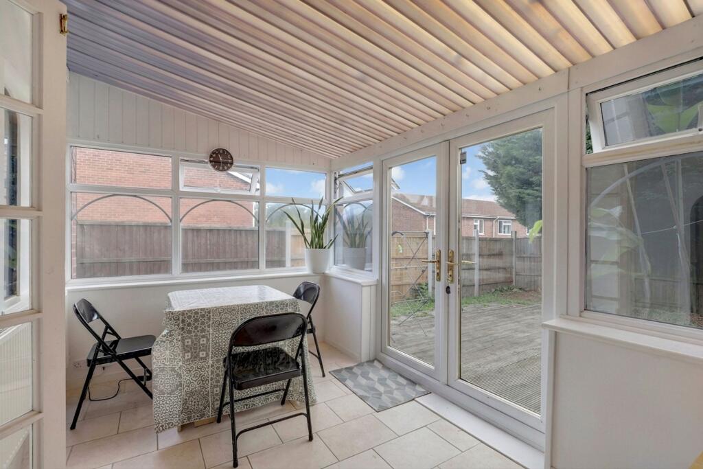 House in Rushcliffe, Compton Acres - More