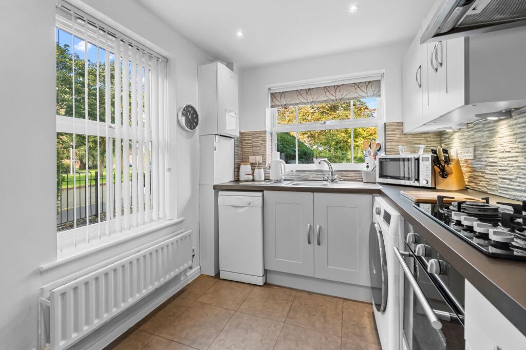Apartment in Warrington - View 4