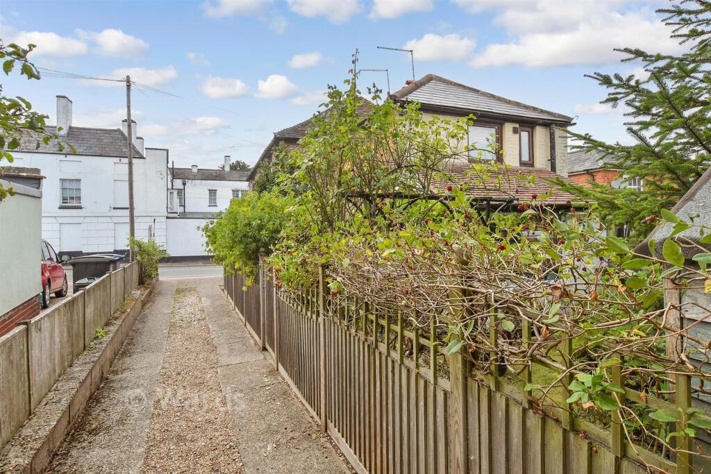 Apartment in Dover, Selson, Eastry - View 4