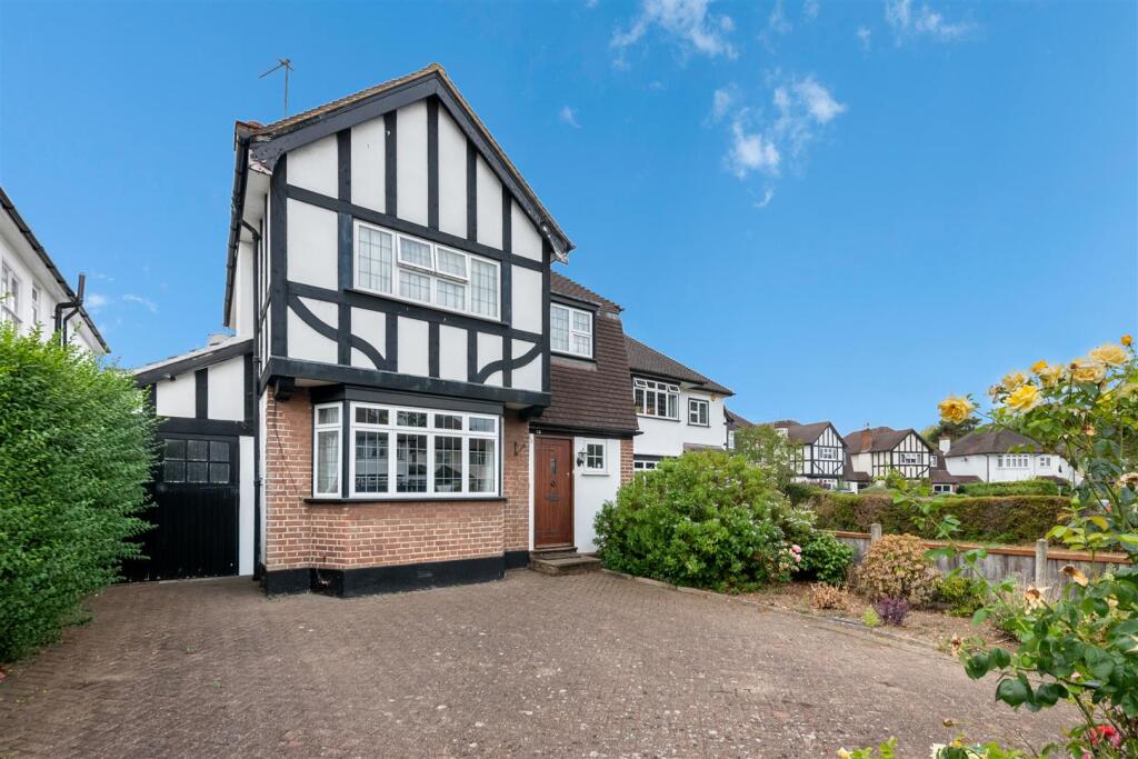 House in London, Ickenham