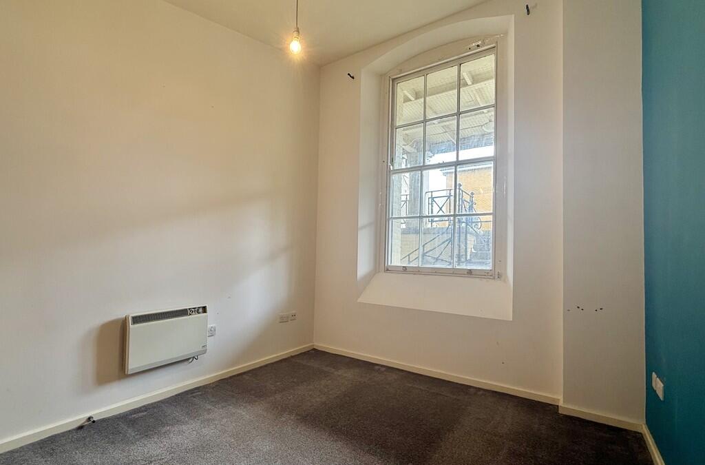 Apartment in Gosport, Newtown, Priddy's Hard - View 4