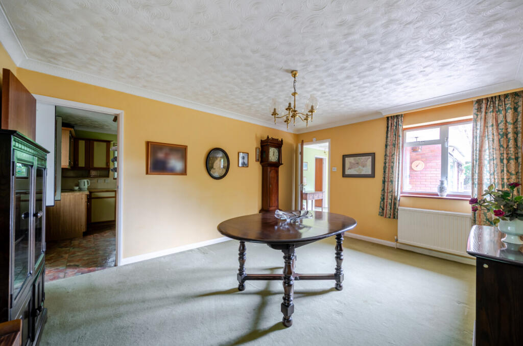 House in New Forest, Sway - View 4