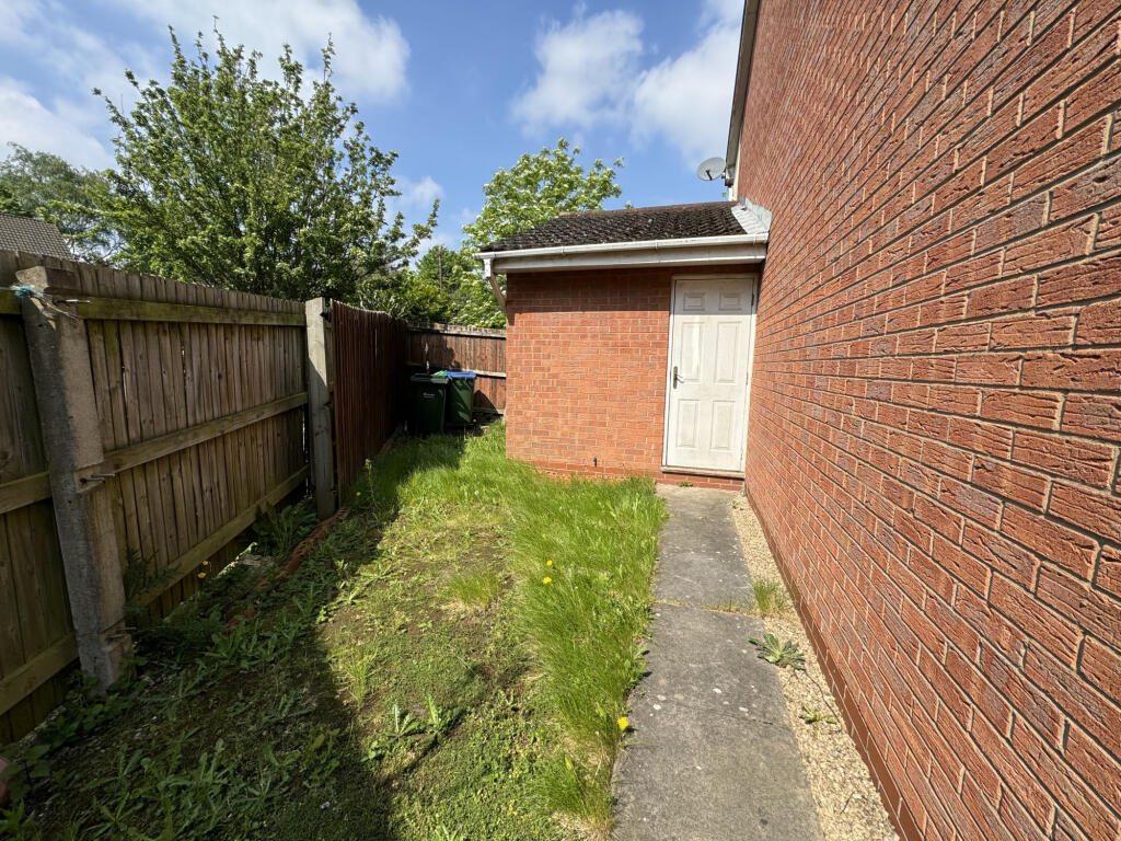 Additional image 3 of Brades Rise,  Oldbury, B69