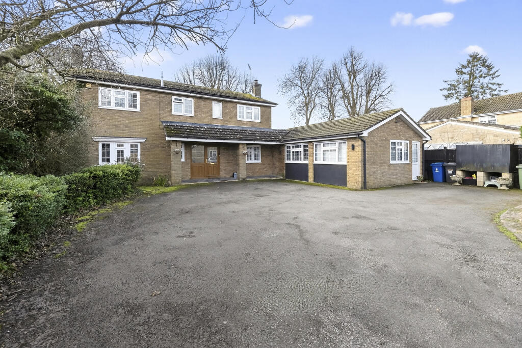 House in Towcester, Whittlebury - View 5