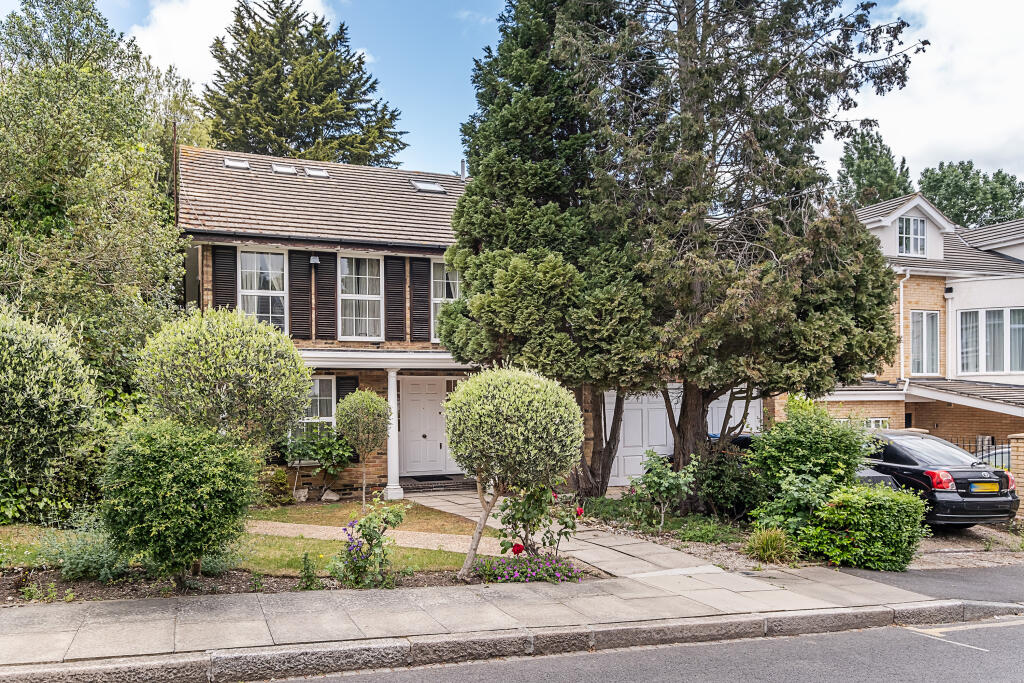Main image of property: Lincoln Avenue, London, SW19