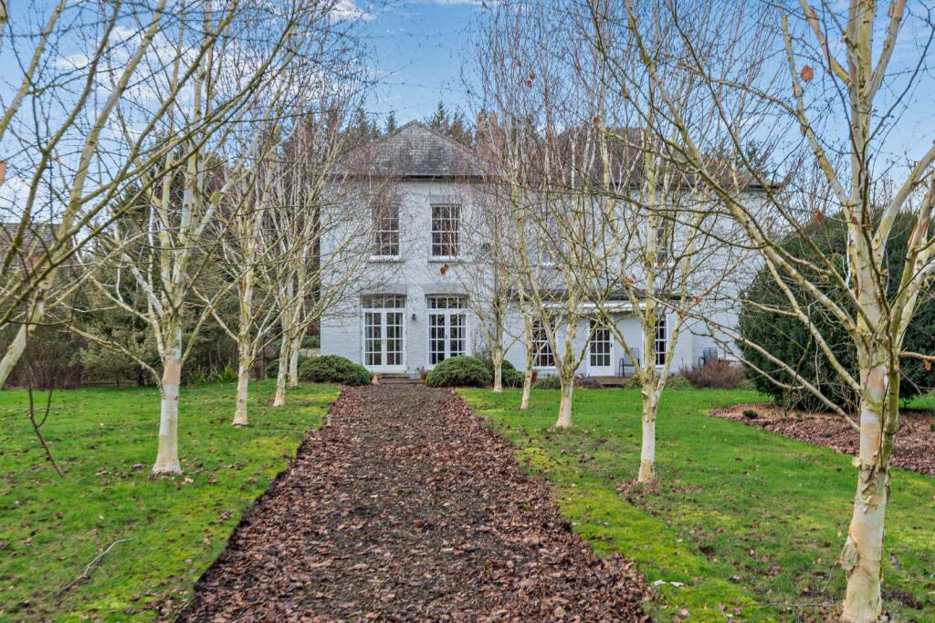 Main image of property: Robins Lane, Lolworth, Cambridge, Cambridgeshire