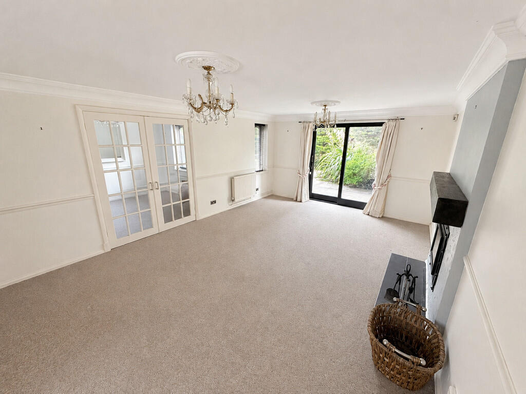 Spinnals Grove, Southwick - View 6