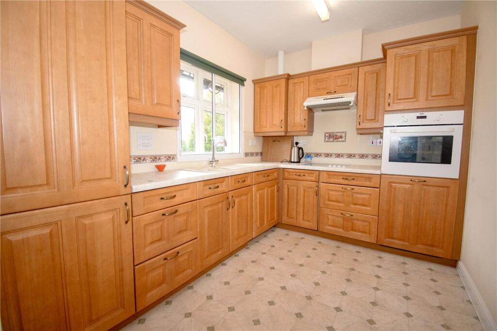 Apartment in Chester - More