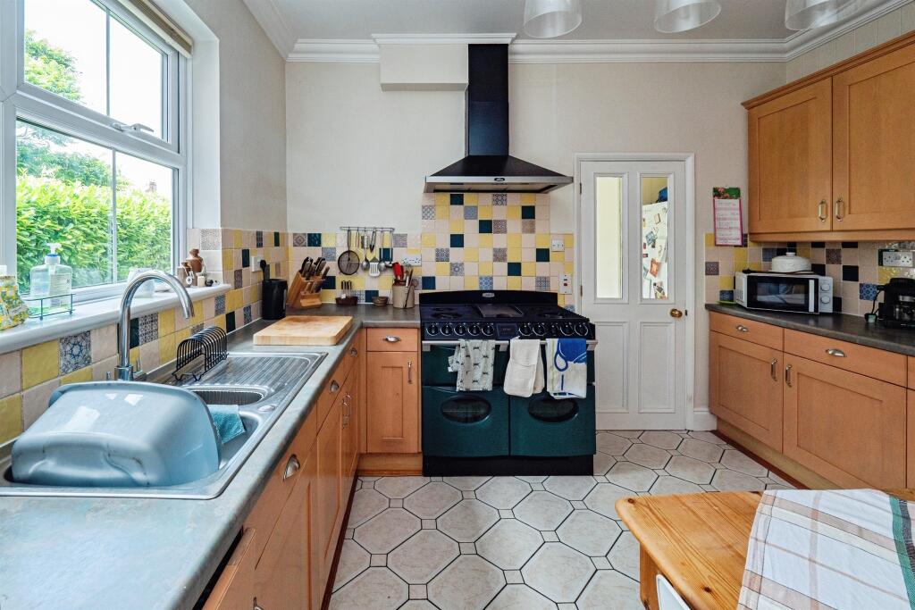 House in Hornsea, East Riding of Yorkshire - View 5