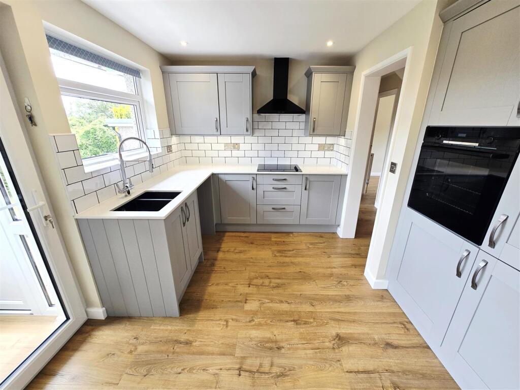 Priory Close, Tavistock - View 3
