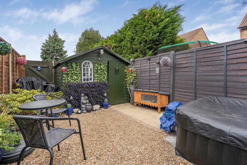 House in Twickenham - View 5