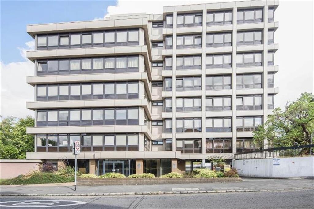 Main image of property: Kings Road, Reading, RG1