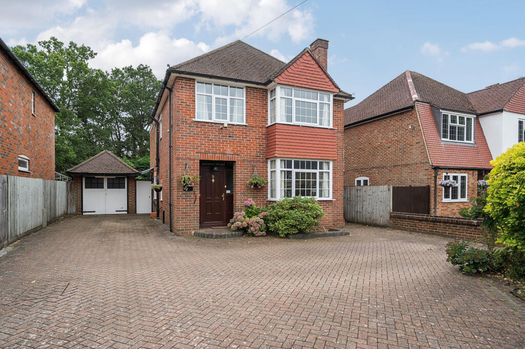 Main image of property: Leopold Avenue, Farnborough , GU14