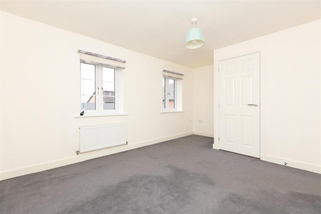 House in Stevenage - View 5