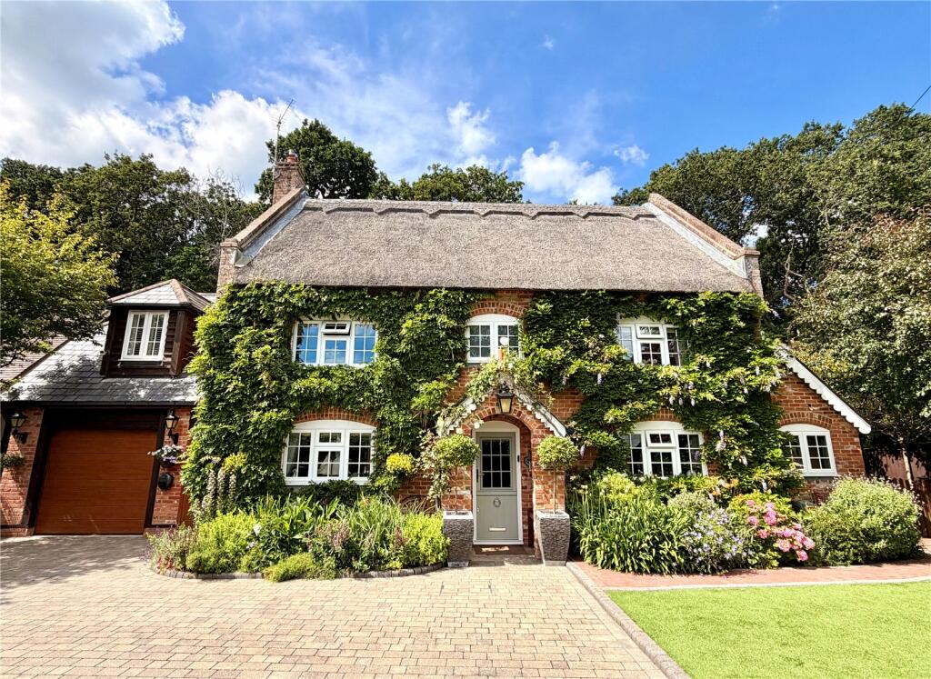 Main image of property: Woodside Lane, New Milton, Hampshire, BH25