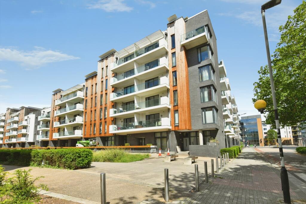 Main image of property: Millennium Promenade, BRISTOL, Avon, BS1
