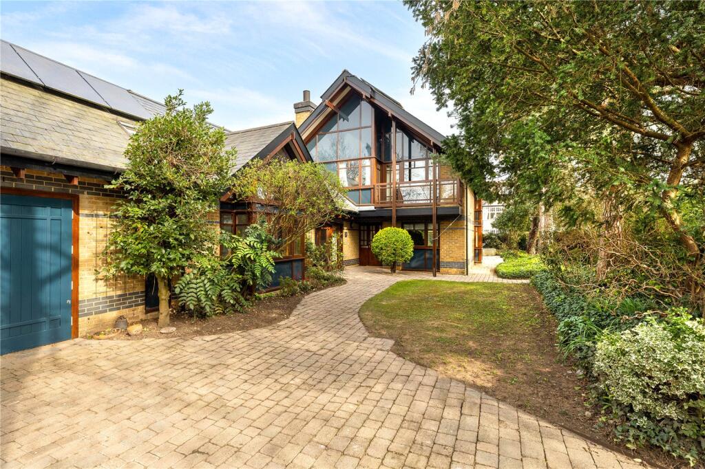 Main image of property: Wordsworth Grove, Cambridge, Cambridgeshire