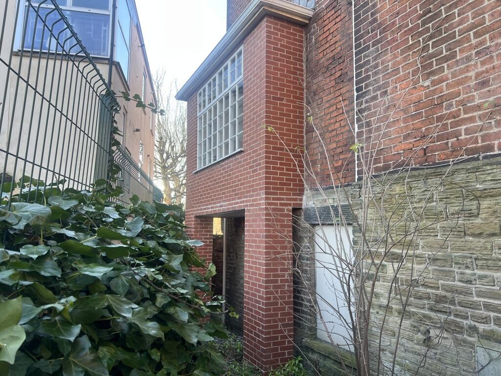 Photo 11