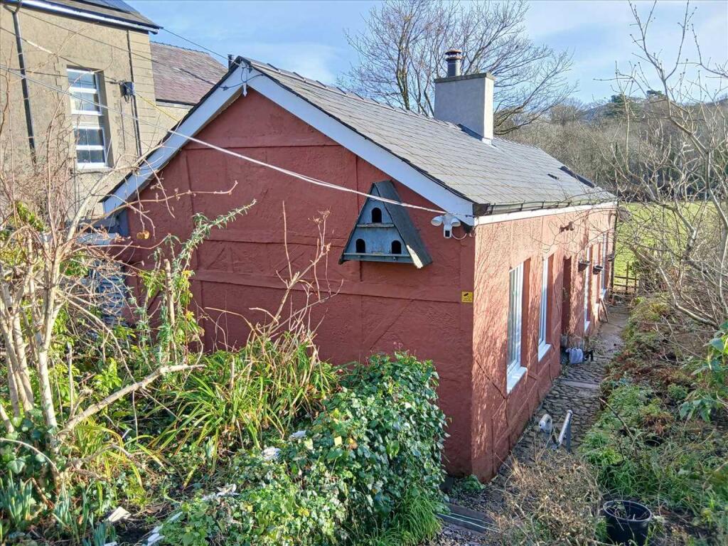 Main image of property: Hafan, Glasinfryn