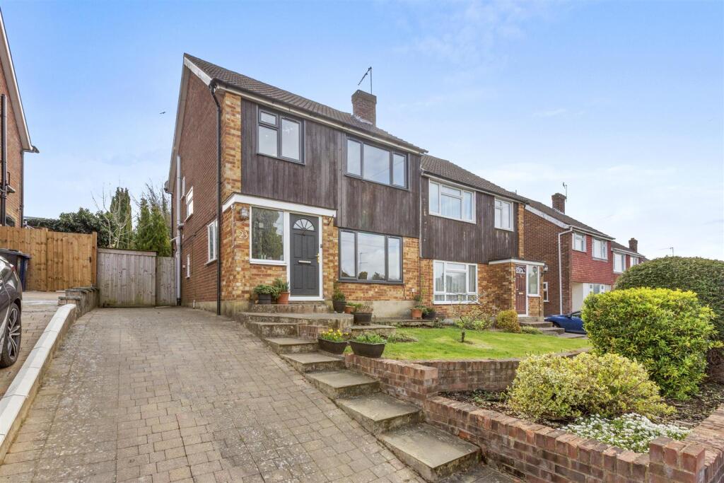 Main image of property: Chippendale Close, High Wycombe