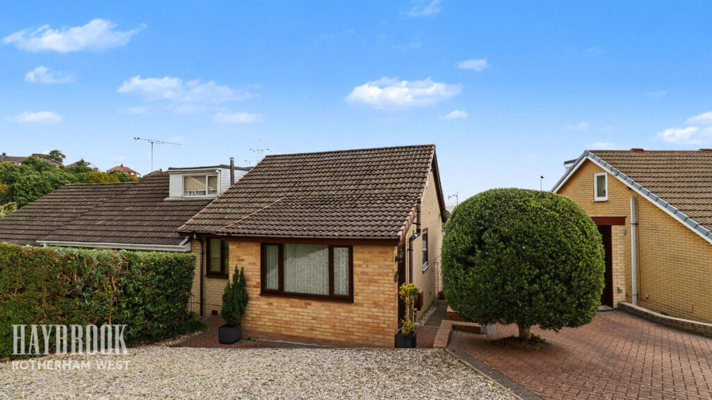 2-bed semi-detached on Benton Way, Rotherham, £200,000