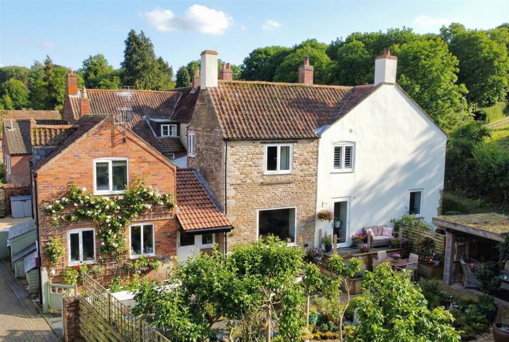 Main image of property: Hough-On-The-Hill, Grantham