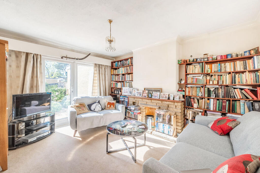 House in Harrow - View 4