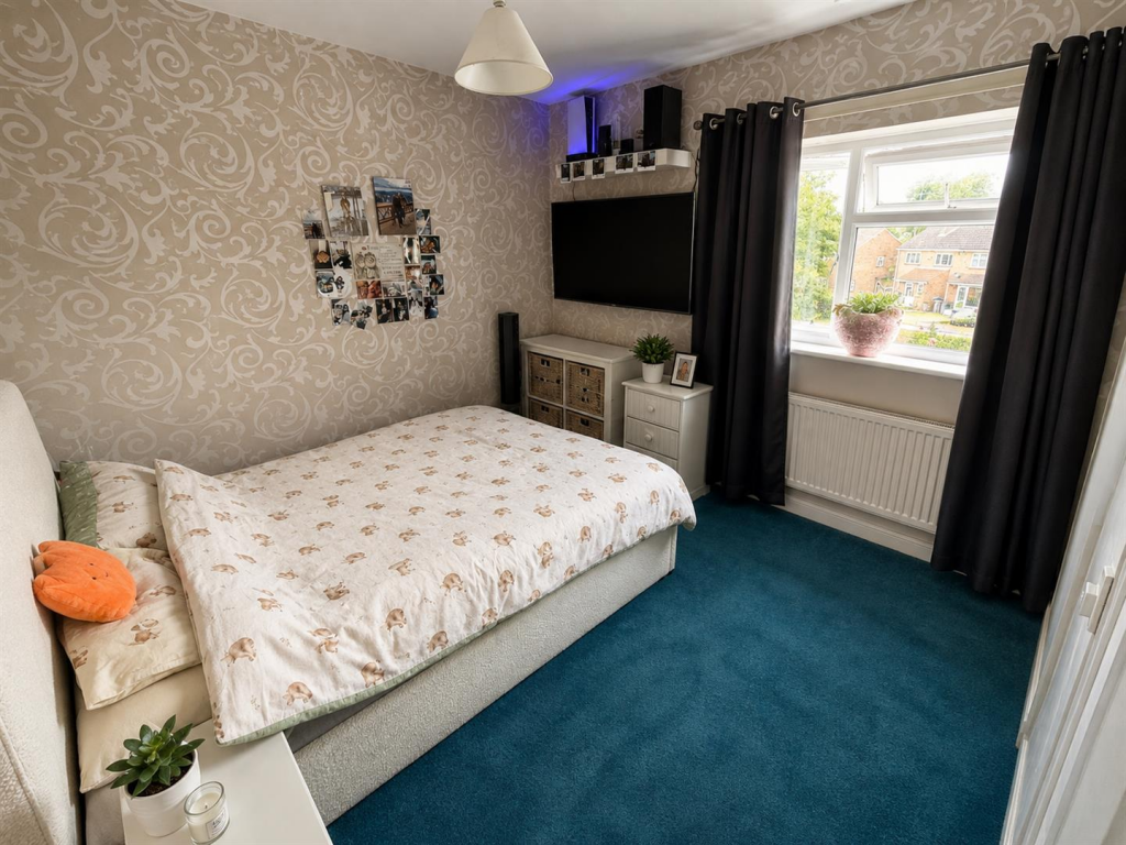 House in Northampton, Kingsthorpe - View 5