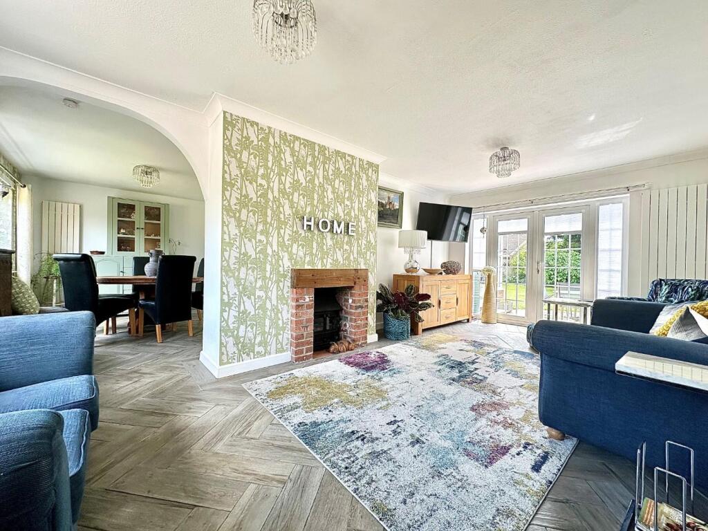 Towcester Road, Milton Malsor, Northampton NN4 photo 2